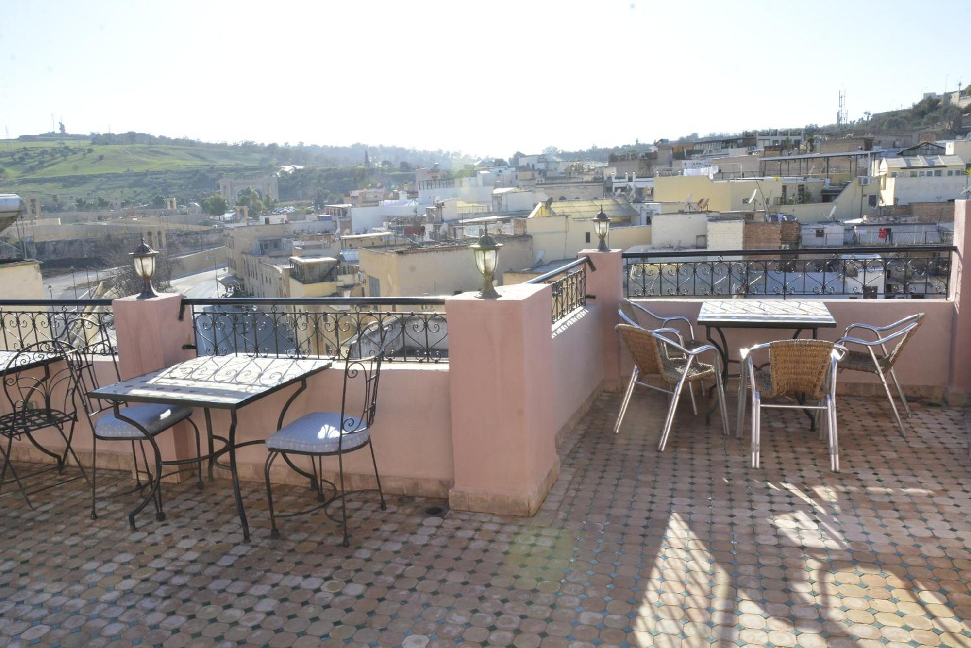 Colors & - Family Riad Fez