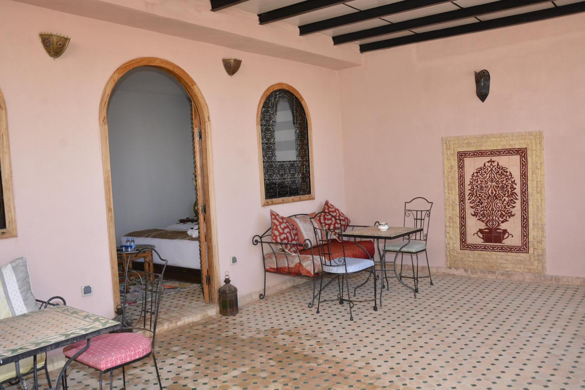Colors & - Family Riad *