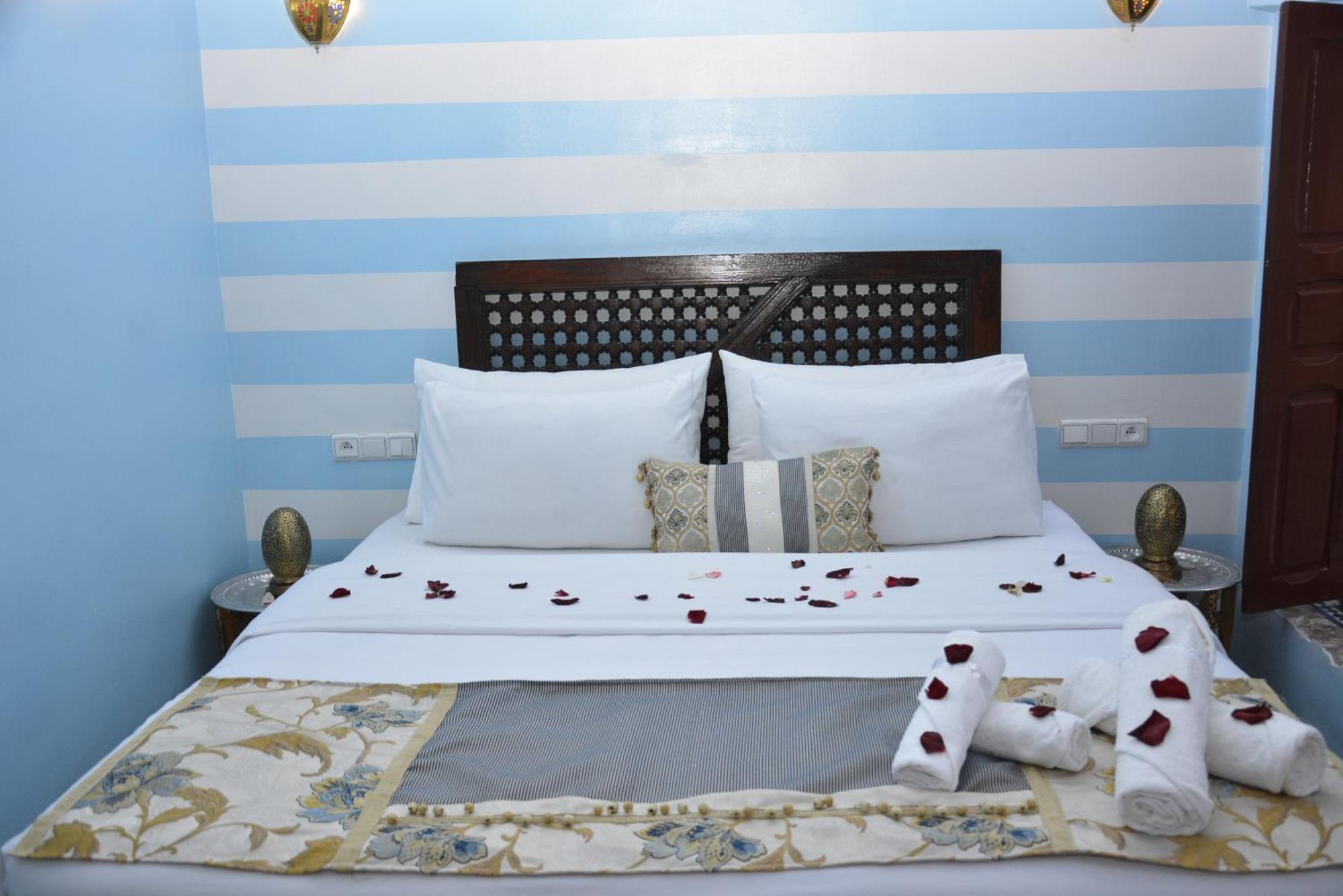 Riad Colors & - Family Fez